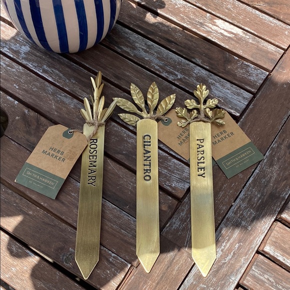 Smith and Hawken Herb markers - Picture 1 of 3